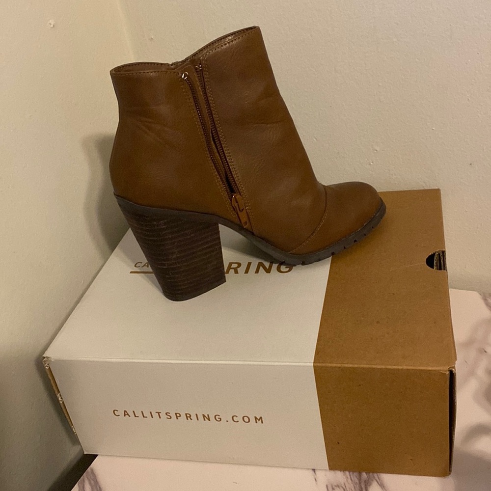 Brown bootie